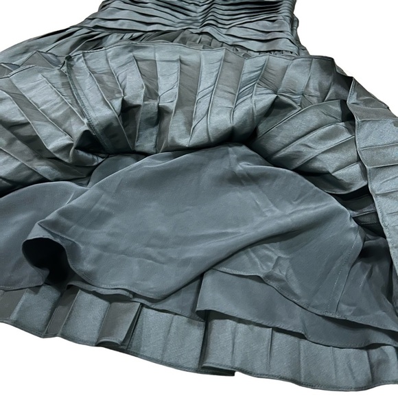 NWT HALSTON HERITAGE STRAPLESS IRIDESCENT TAFFETA PLEATED FOREST GREEN SIZE 2 - Picture 5 of 11